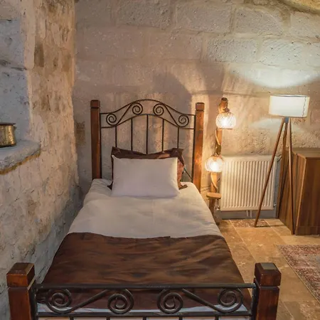 Theodora Hotel
