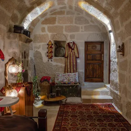 Hotel Theodora *