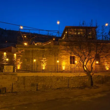Hotel Theodora *